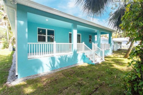 Villa ou maison à vendre à New Smyrna Beach, Floride: 3 chambres, 158.03 m2 № 1649174 - photo 9