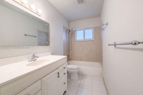 Villa ou maison à louer à Deerfield Beach, Floride: 3 chambres № 2386931 - photo 9