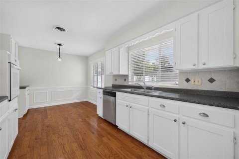 Villa ou maison à vendre à Maitland, Floride: 3 chambres, 149.11 m2 № 2395684 - photo 12