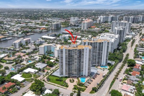 Condo in Fort Lauderdale, Florida, 2 bedrooms  № 1794565 - photo 6