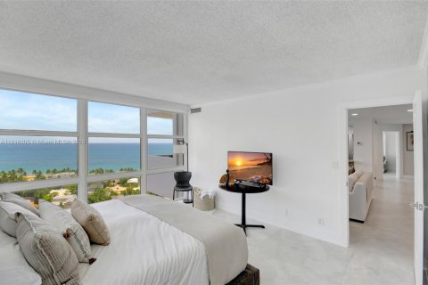 Condo in Fort Lauderdale, Florida, 2 bedrooms  № 1794565 - photo 29