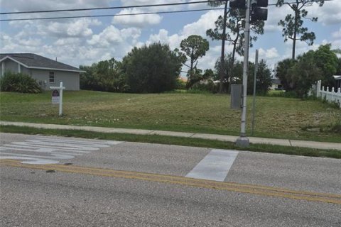 Land in Port Charlotte, Florida № 2143487 - photo 5