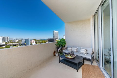 Condominio en venta en Miami, Florida, 2 dormitorios, 115.38 m2 № 1991551 - foto 14