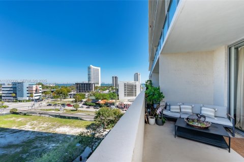 Condominio en venta en Miami, Florida, 2 dormitorios, 115.38 m2 № 1991551 - foto 15