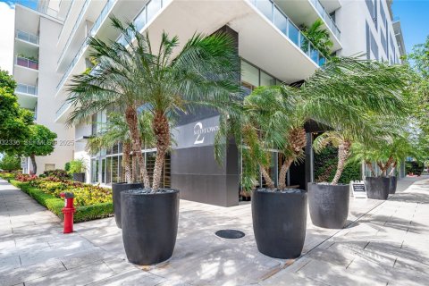 Condominio en venta en Miami, Florida, 2 dormitorios, 115.38 m2 № 1991551 - foto 24