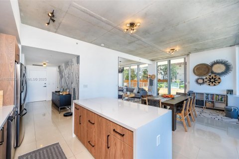 Condominio en venta en Miami, Florida, 2 dormitorios, 115.38 m2 № 1991551 - foto 4
