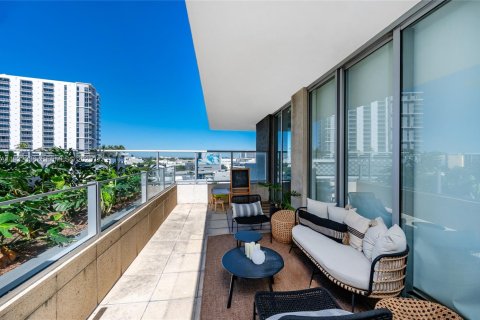 Condominio en venta en Miami, Florida, 2 dormitorios, 115.38 m2 № 1991551 - foto 16