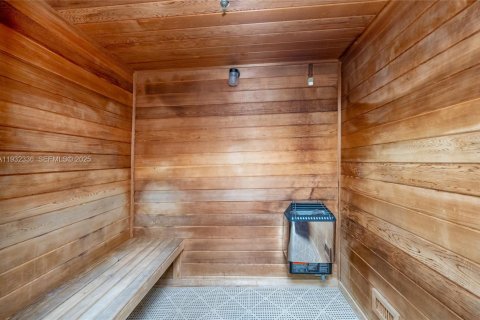 Condominio en venta en Miami, Florida, 2 dormitorios, 115.38 m2 № 1991551 - foto 21