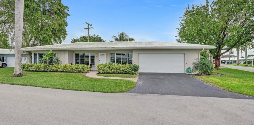 Villa ou maison à Lauderdale-by-the-Sea, Floride 2 chambres, 174.19 m2 № 976527