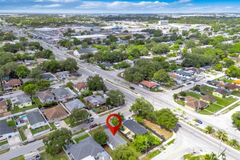 House in Miami Gardens, Florida 3 bedrooms, 98.2 sq.m. № 1872596 - photo 24