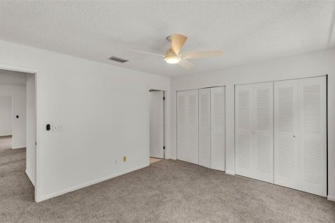 House in Winter Haven, Florida 2 bedrooms, 154.87 sq.m. № 1760098 - photo 24