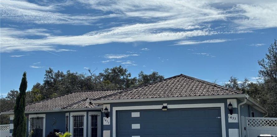 Villa ou maison à Kissimmee, Floride 3 chambres, 131.64 m2 № 1912621