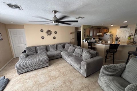 Villa ou maison à vendre à Kissimmee, Floride: 3 chambres, 131.64 m2 № 1912621 - photo 7