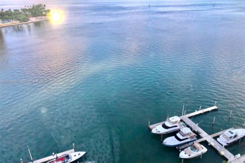 Condominio en alquiler en Miami, Florida, 46.45 m2 № 2086147 - foto 5
