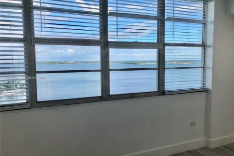 Condominio en alquiler en Miami, Florida, 46.45 m2 № 2086147 - foto 4