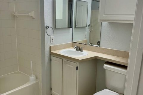 Condo in Orlando, Florida, 1 bedroom  № 1905066 - photo 15