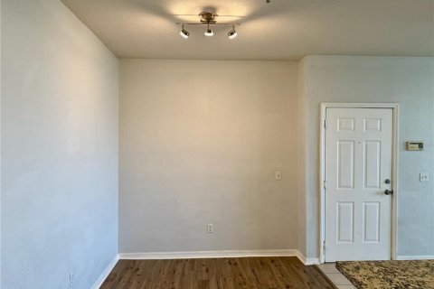 Condo in Orlando, Florida, 1 bedroom  № 1905066 - photo 11