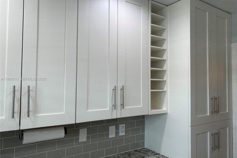 Condominio en venta en Stuart, Florida, 2 dormitorios, 105.44 m2 № 2042468 - foto 11