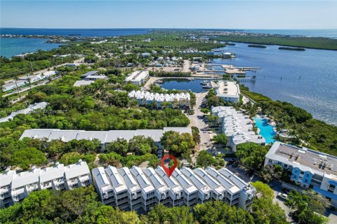 Townhouse in Key Largo, Florida 4 bedrooms, 233 sq.m. № 1868418 - photo 12