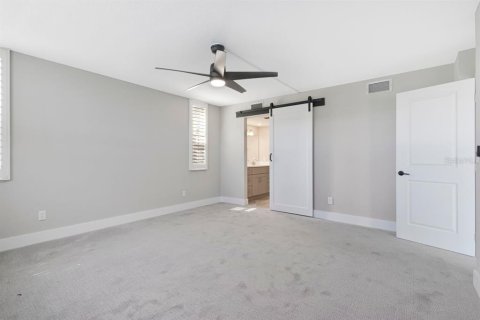 Condo in South Pasadena, Florida, 2 bedrooms  № 2428875 - photo 21