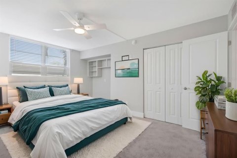 Condo in South Pasadena, Florida, 2 bedrooms  № 2428875 - photo 28