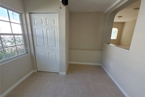 Immobilier commercial à vendre à Miami, Floride: 109.25 m2 № 1985229 - photo 21