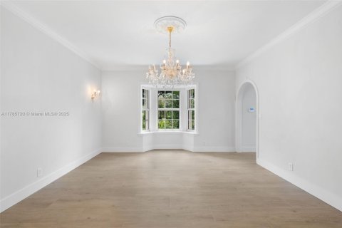 House in Southwest Ranches, Florida 5 bedrooms, 503.9 sq.m. № 1738580 - photo 16