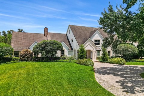 House in Southwest Ranches, Florida 5 bedrooms, 503.9 sq.m. № 1738580 - photo 7