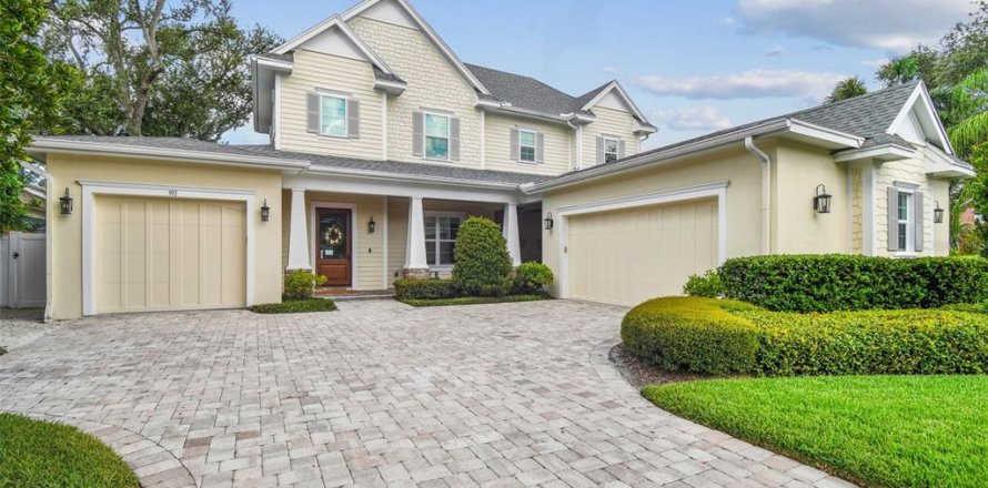 Casa en Tampa, Florida 5 dormitorios, 392.7 m2 № 1909720