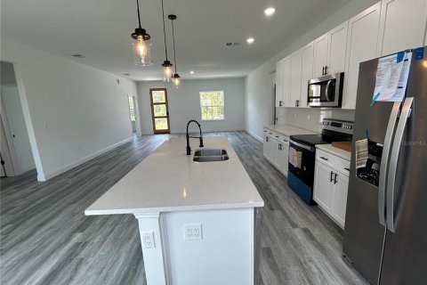 House in Ocala, Florida 4 bedrooms, 166.48 sq.m. № 2258643 - photo 14