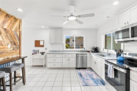 Villa ou maison à vendre à Homosassa, Floride: 5 chambres № 2404481 - photo 24