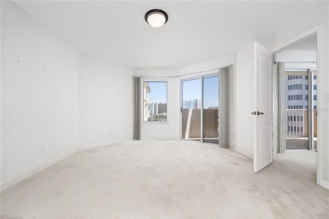 Condominio en venta en Daytona Beach, Florida, 3 dormitorios, 199.74 m2 № 2166387 - foto 18