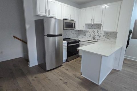 Apartamento en alquiler en Celebration, Florida, 1 dormitorio, 55.74 m2 № 1916536 - foto 7