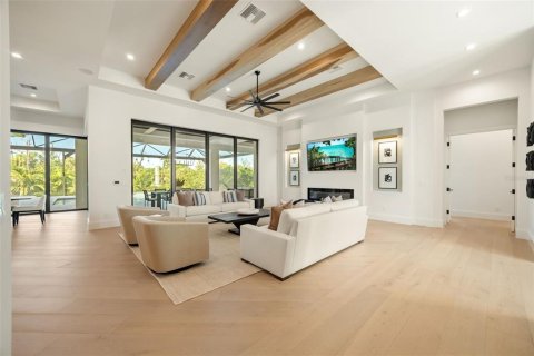 Villa ou maison à vendre à Fort Myers, Floride: 4 chambres, 350.06 m2 № 2227168 - photo 13