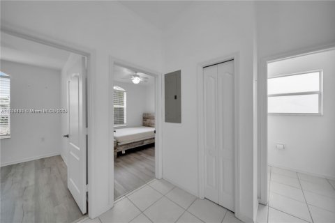 Copropriété à vendre à Naples, Floride: 3 chambres № 1799555 - photo 9