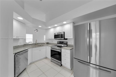 Copropriété à vendre à Naples, Floride: 3 chambres № 1799555 - photo 17