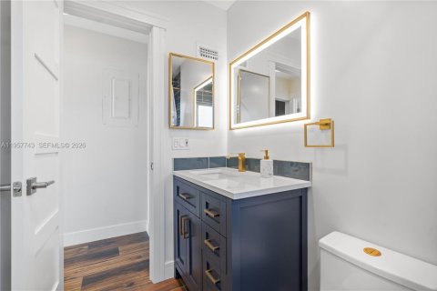 Casa en venta en Pembroke Pines, Florida, 2 dormitorios, 121.52 m2 № 2011669 - foto 27