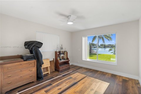 Casa en venta en Pembroke Pines, Florida, 2 dormitorios, 121.52 m2 № 2011669 - foto 29