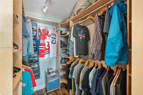 Casa en venta en Pembroke Pines, Florida, 2 dormitorios, 121.52 m2 № 2011669 - foto 28