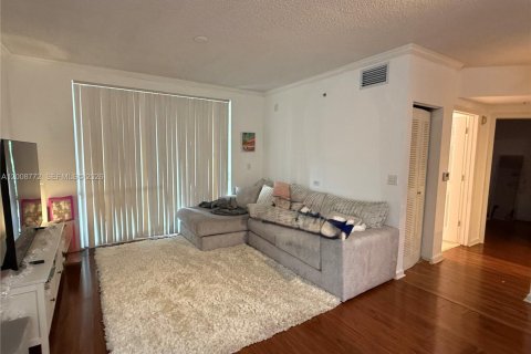 Condo in Sunny Isles Beach, Florida, 1 bedroom  № 2076143 - photo 3