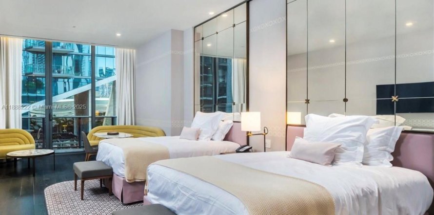 Студия в кондо в Майами, Флорида № 2021262