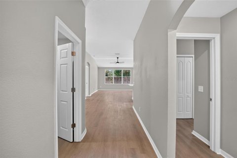Купить виллу или дом в Тампа, Флорида 6 комнат, 147.06м2, № 2150028 - фото 3