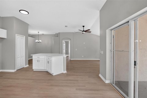 Купить виллу или дом в Тампа, Флорида 6 комнат, 147.06м2, № 2150028 - фото 25