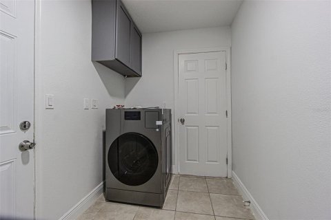Снять в аренду квартиру в Ларго, Флорида 3 комнаты, 57.6м2, № 2229941 - фото 5