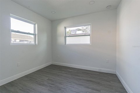 Снять в аренду квартиру в Ларго, Флорида 3 комнаты, 57.6м2, № 2229941 - фото 9