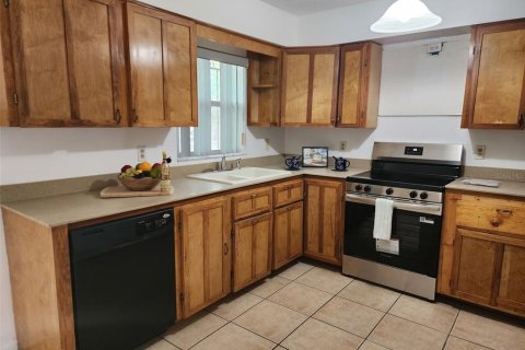 Villa ou maison à vendre à Winter Haven, Floride: 2 chambres, 129.32 m2 № 1919782 - photo 3