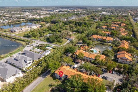Condominio en venta en Naples, Florida, 2 dormitorios, 85.47 m2 № 1942839 - foto 3
