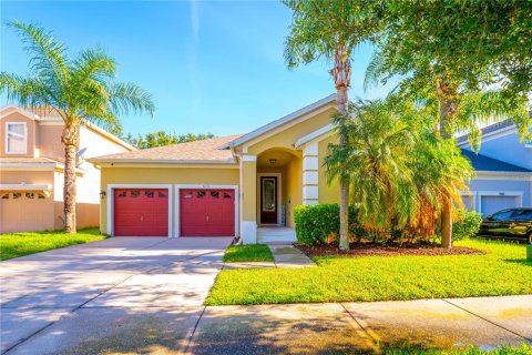 Casa en alquiler en Orlando, Florida, 4 dormitorios, 227.05 m2 № 1905832 - foto 1