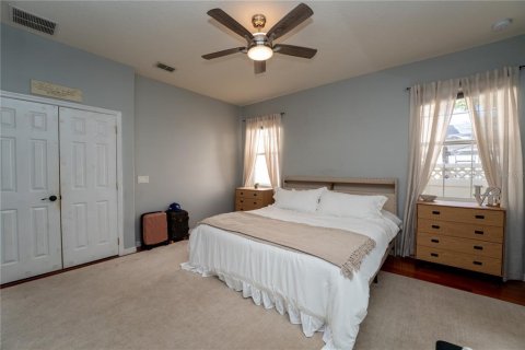 House in Orlando, Florida 4 bedrooms, 227.05 sq.m. № 1905832 - photo 21