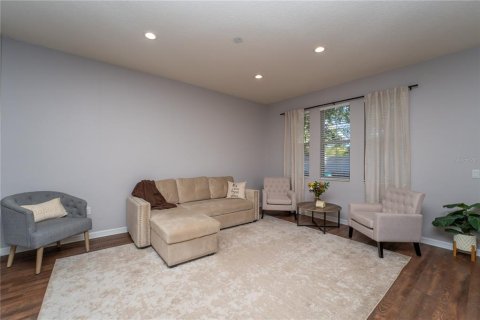 Casa en alquiler en Orlando, Florida, 4 dormitorios, 227.05 m2 № 1905832 - foto 7